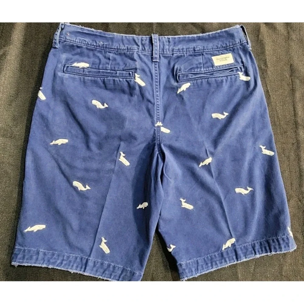 Abercrombie Chino Shorts Mens Sz 33 Blue Button Fly Golf Beach Whales Y2K EUC‎